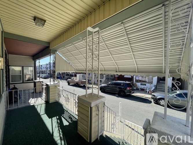 1611 South Yewdall Street 3 Beds Single Family Home for Rent - Photo Gallery 11