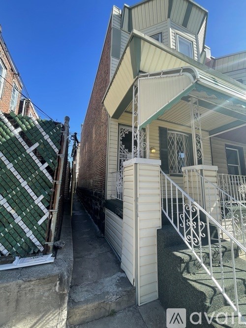 1611 South Yewdall Street 3 Beds Single Family Home for Rent - Photo Gallery 12