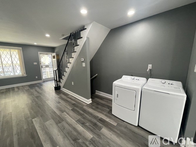 1611 South Yewdall Street 3 Beds Single Family Home for Rent - Photo Gallery 16