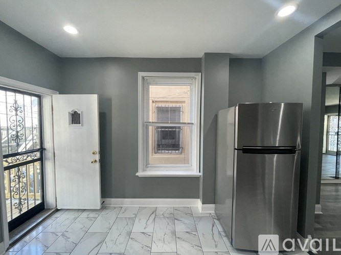 1611 South Yewdall Street 3 Beds Single Family Home for Rent - Photo Gallery 26