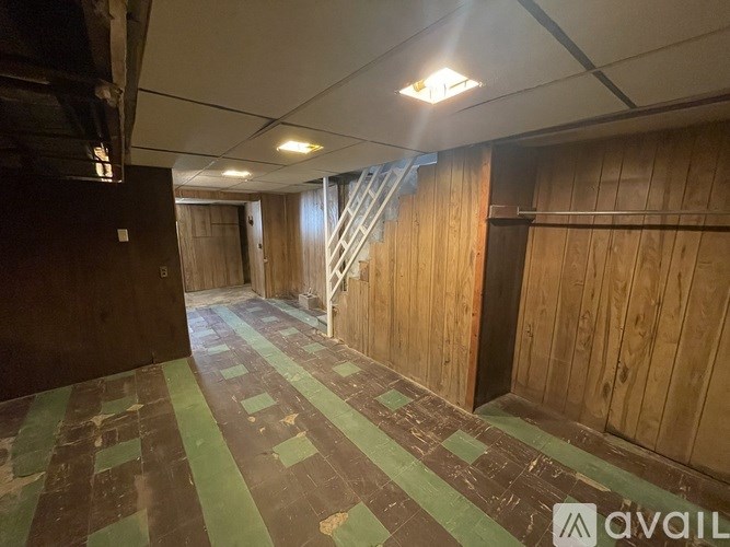 1611 South Yewdall Street 3 Beds Single Family Home for Rent - Photo Gallery 65