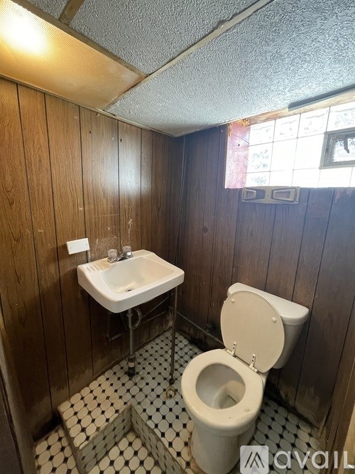 1611 South Yewdall Street 3 Beds Single Family Home for Rent - Photo Gallery 72