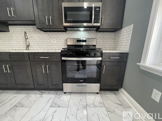 1611 South Yewdall Street 3 Beds Single Family Home for Rent - Photo Gallery 85