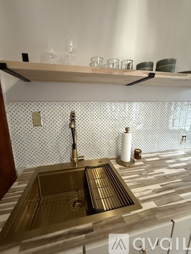 905 Corbin Avenue 3 Beds Apartment for Rent - Photo Gallery 3