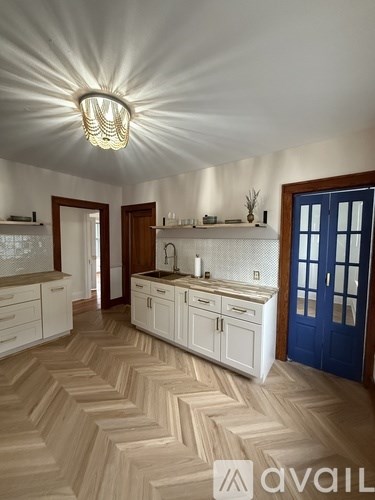 905 Corbin Avenue 3 Beds Apartment for Rent - Photo Gallery 4