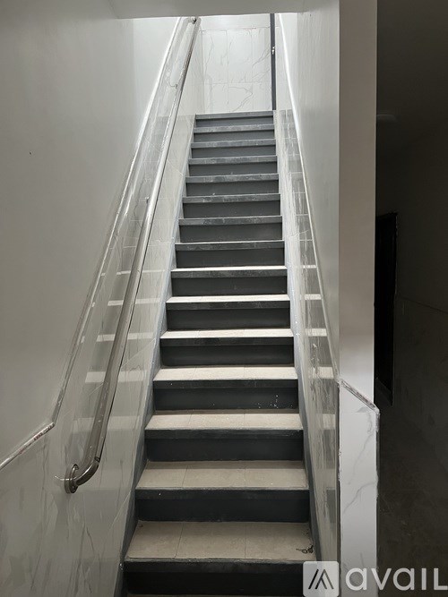 1828 Hunt Ave 4 Beds Apartment for Rent - Photo Gallery 2