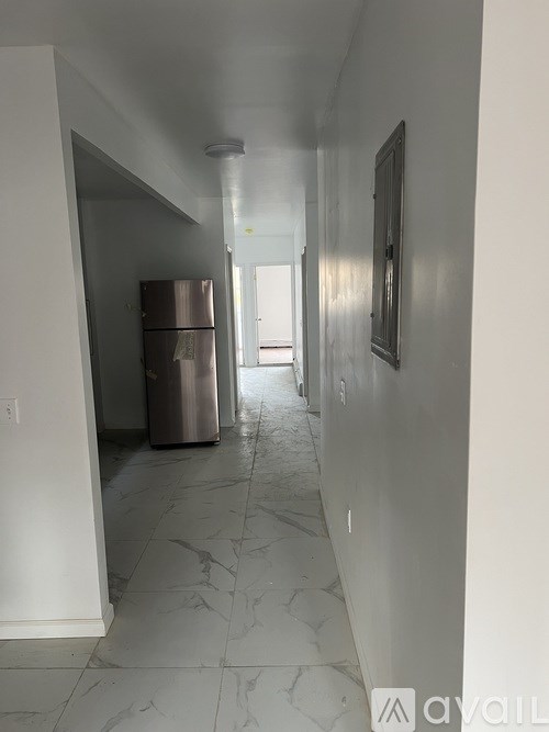 1828 Hunt Ave 4 Beds Apartment for Rent - Photo Gallery 3