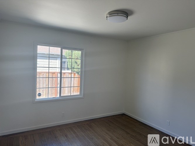 1234 81st Avenue 2 Beds Single Family Home for Rent - Photo Gallery 9