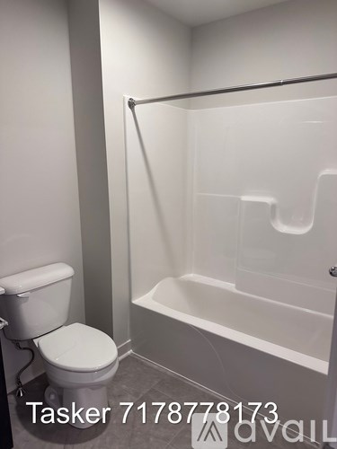 7244 White Oak Boulevard 3 Beds Single Family Home for Rent - Photo Gallery 9