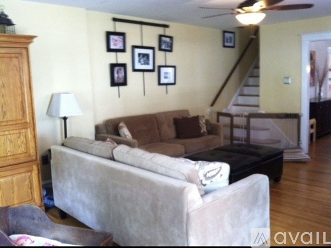 207 East 11th Avenue 3 Beds Single Family Home for Rent - Photo Gallery 2