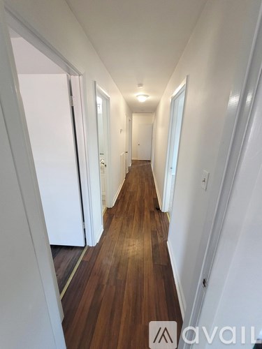 2201 Windcrest Dr 4 Beds Single Family Home for Rent - Photo Gallery 11