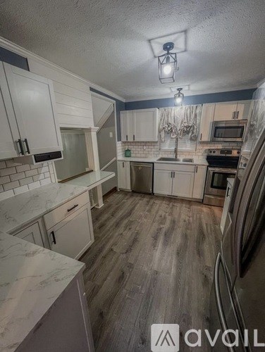 130 Huntington Place 3 Beds Single Family Home for Rent - Photo Gallery 10