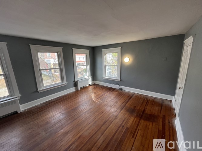 544 King Street 4 Beds Single Family Home for Rent - Photo Gallery 13