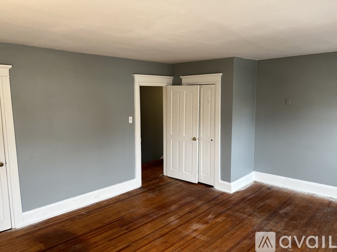 544 King Street 4 Beds Single Family Home for Rent - Photo Gallery 17