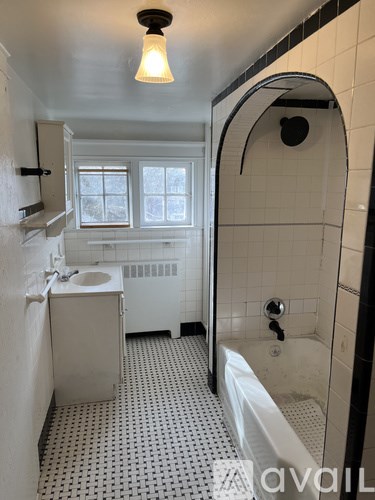 544 King Street 4 Beds Single Family Home for Rent - Photo Gallery 24