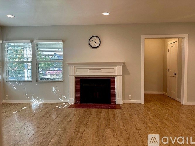 424 Milton Dr 3 Beds Single Family Home for Rent - Photo Gallery 3