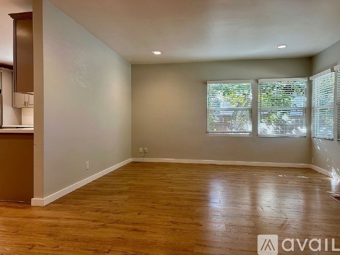 424 Milton Dr 3 Beds Single Family Home for Rent - Photo Gallery 10