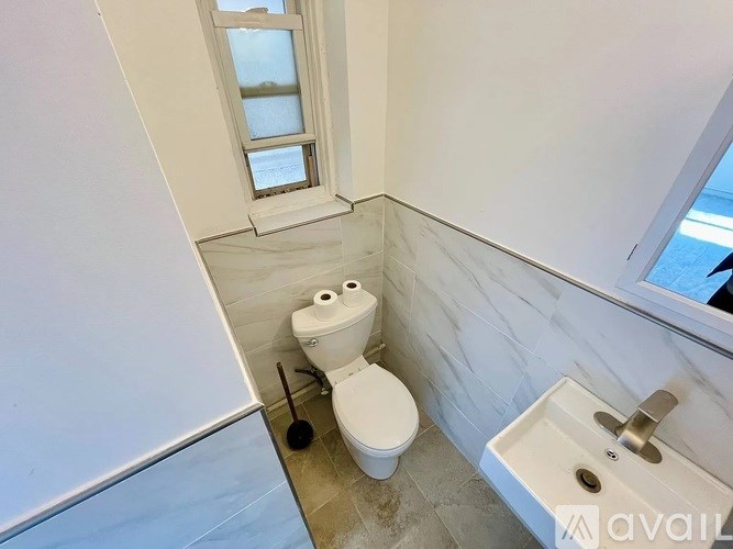 1080 Rhinelander Avenue 1 Bed Condo for Rent - Photo Gallery 3