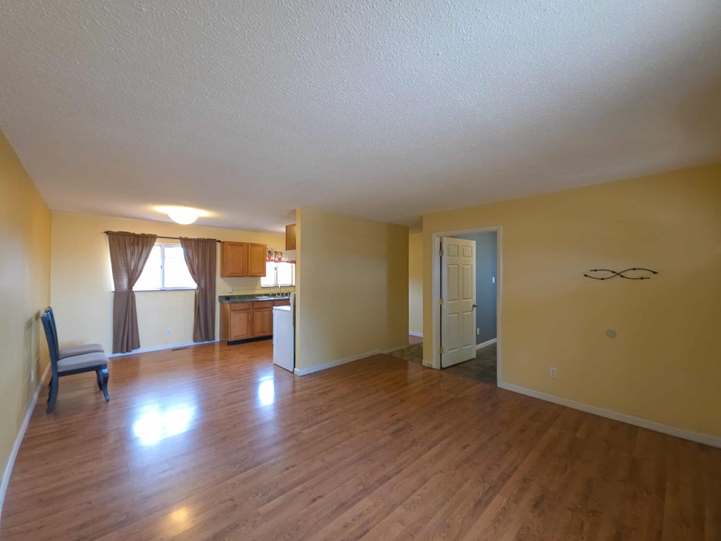 107 Stout Ave 2 Beds House for Rent - Photo Gallery 5