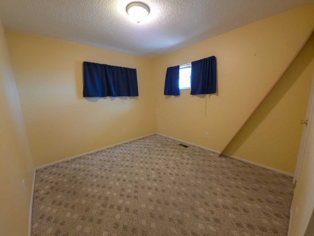 107 Stout Ave 2 Beds House for Rent - Photo Gallery 6