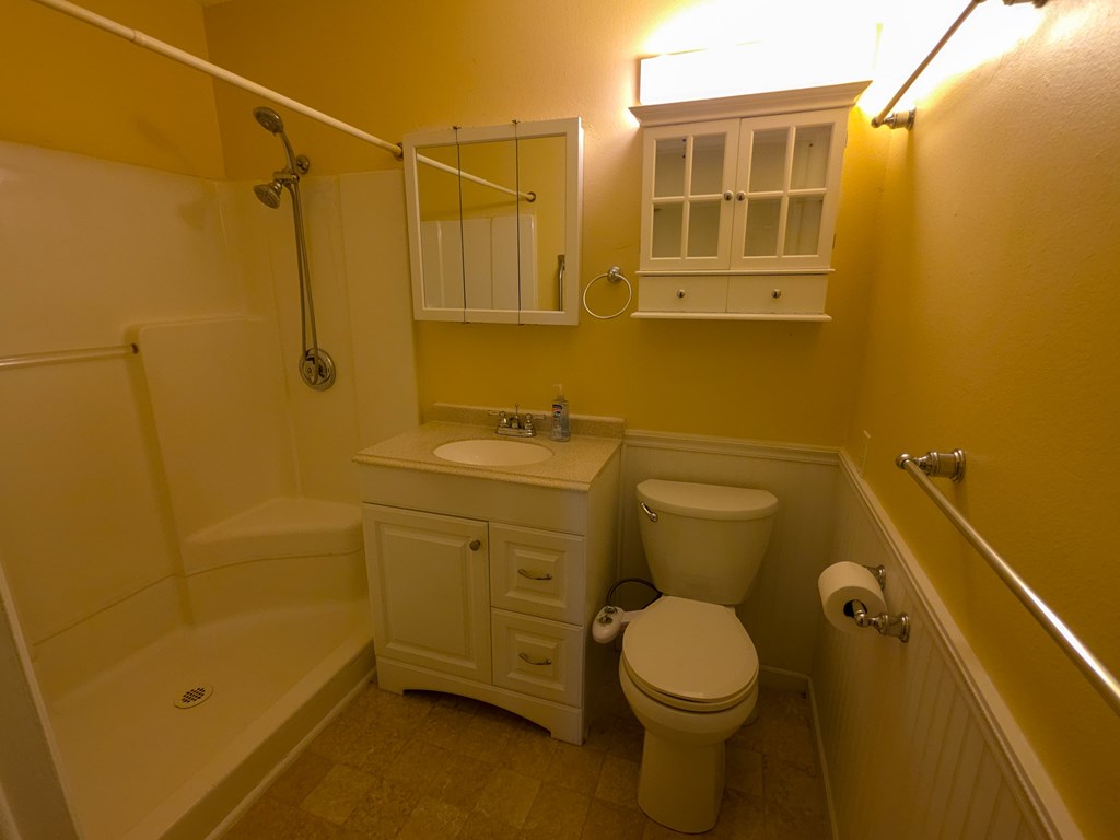 107 Stout Ave 2 Beds House for Rent - Photo Gallery 12