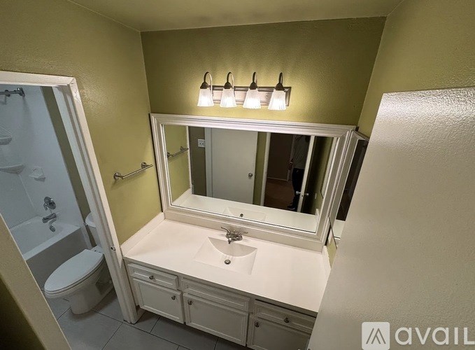 5700 Etiwanda Avenue 2 Beds Condo for Rent - Photo Gallery 7