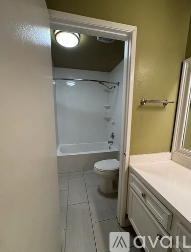 5700 Etiwanda Avenue 2 Beds Condo for Rent - Photo Gallery 9