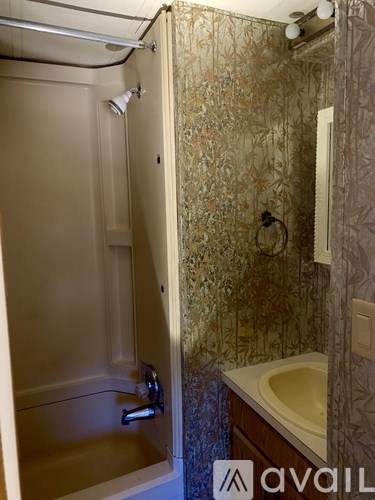 1120 N Justice Dr 1 Bed Townhouse for Rent - Photo Gallery 11