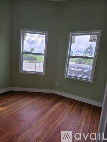 502 S School St 1 Bed Apartment for Rent - Photo Gallery 4
