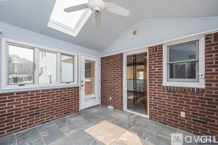 21 Wickers Street 2 Beds Single Family Home for Rent - Photo Gallery 13