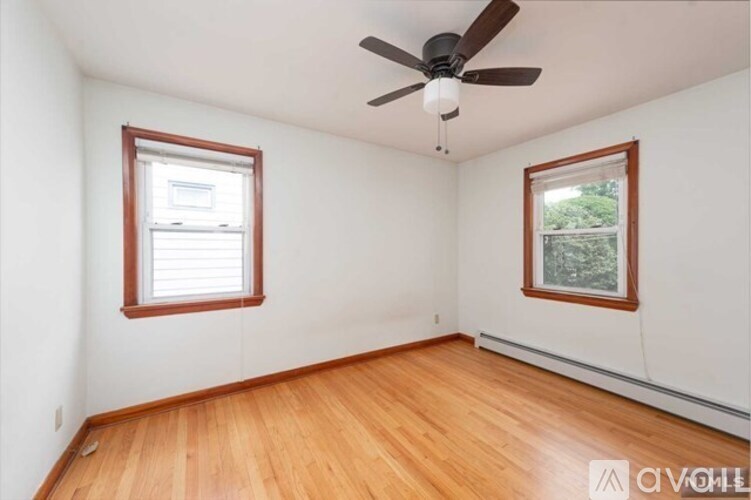 21 Wickers Street 2 Beds Single Family Home for Rent - Photo Gallery 6