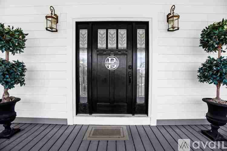 7211 Bay Crest Road 5 Beds Single Family Home for Rent - Photo Gallery 37