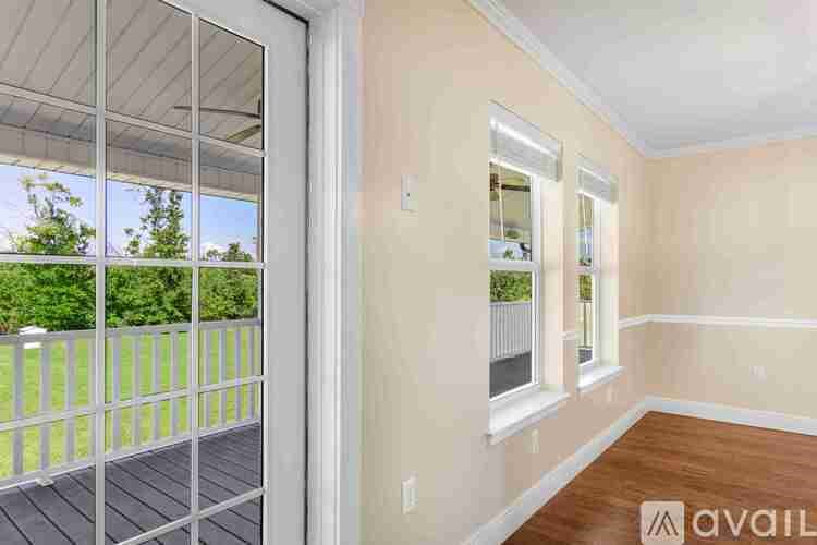 7211 Bay Crest Road 5 Beds Single Family Home for Rent - Photo Gallery 9