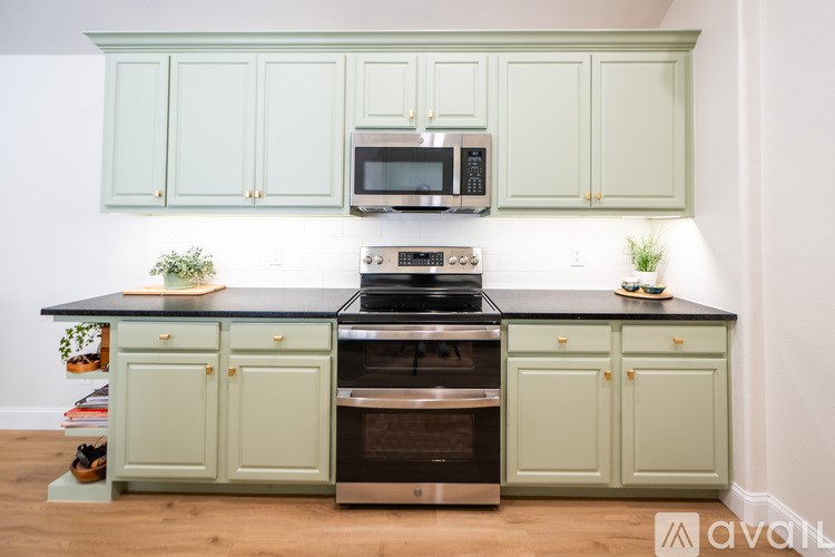 1814 Morning Glory 3 Beds Single Family Home for Rent - Photo Gallery 11