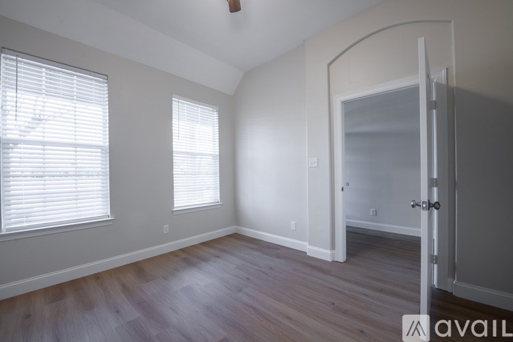 1814 Morning Glory 3 Beds Single Family Home for Rent - Photo Gallery 14