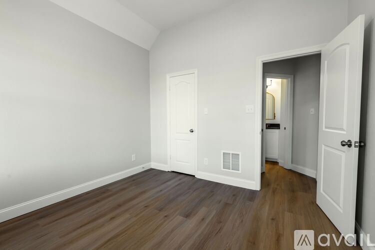 1814 Morning Glory 3 Beds Single Family Home for Rent - Photo Gallery 16