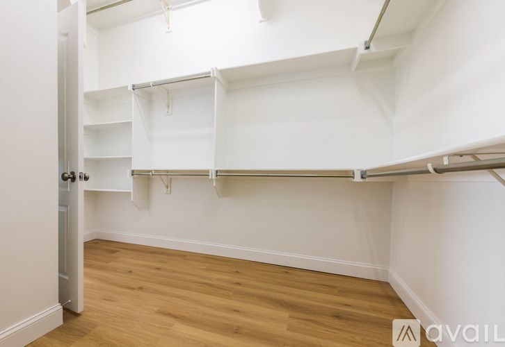 1814 Morning Glory 3 Beds Single Family Home for Rent - Photo Gallery 27