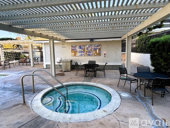 25713 Sycamore Pointe 1 Bed Apartment for Rent - Photo Gallery 15