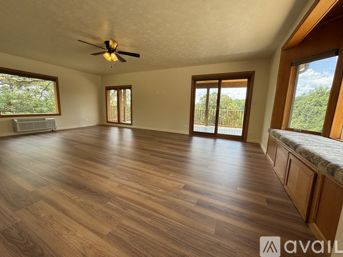 7697 Missouri 176 4 Beds Single Family Home for Rent - Photo Gallery 2