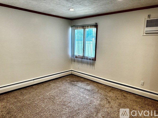 12 Elves Lane 3 Beds Single Family Home for Rent - Photo Gallery 8