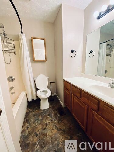 6037 Newington Ln 3 Beds Single Family Home for Rent - Photo Gallery 1