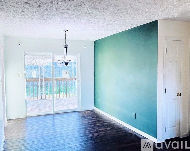 6037 Newington Ln 3 Beds Single Family Home for Rent - Photo Gallery 7