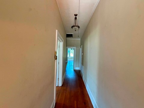 711 Park Place 3 Beds Apartment for Rent