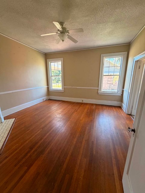711 Park Place 3 Beds Apartment for Rent