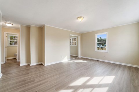 2270 Onslow Drive 2 Beds Apartment for Rent