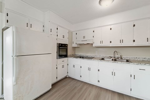 2270 Onslow Drive 2 Beds Apartment for Rent