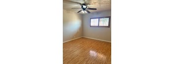 2/1 1200 sqft