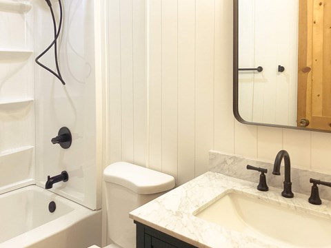 900 North 43Rd Drive 2 Beds Apartment for Rent