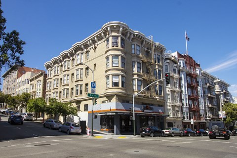 920 Leavenworth Street Studio Apartment for Rent - Photo Gallery 9