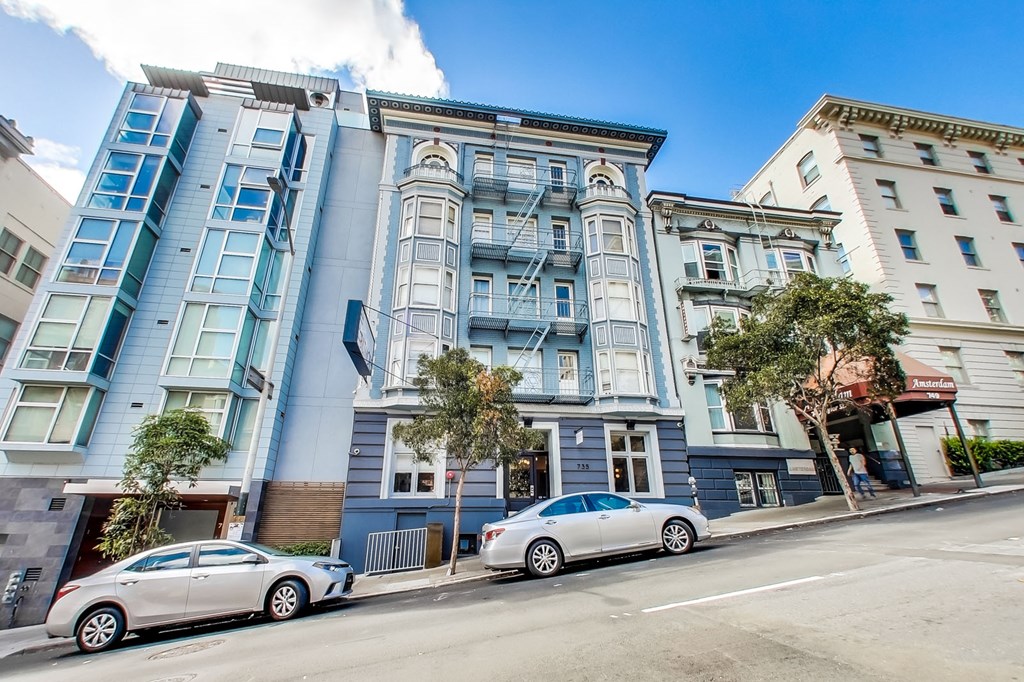 the building in which the apartment is located